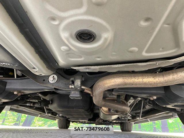 Toyota VELLFIRE 2018-07 8210775-18