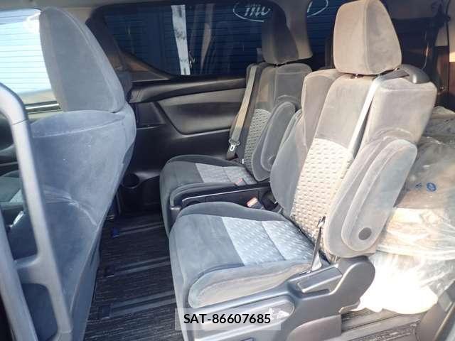 Toyota VELLFIRE 2017-11 8210789-11
