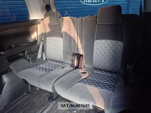 Toyota VELLFIRE 2017-11 8210789-12
