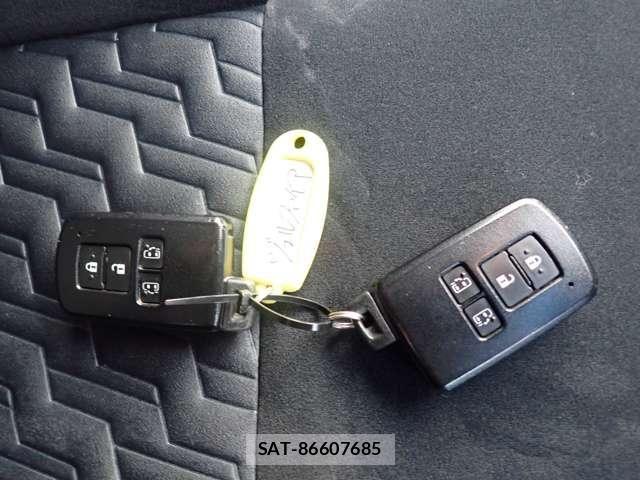 Toyota VELLFIRE 2017-11 8210789-28