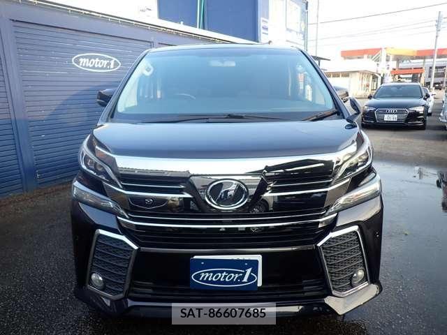 Toyota VELLFIRE 2017-11 8210789-4