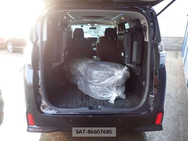 Toyota VELLFIRE 2017-11 8210789-8