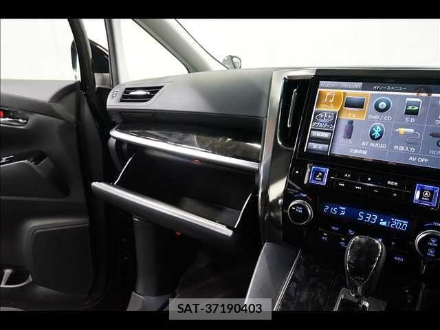 Toyota VELLFIRE 2018-10 8210779-12