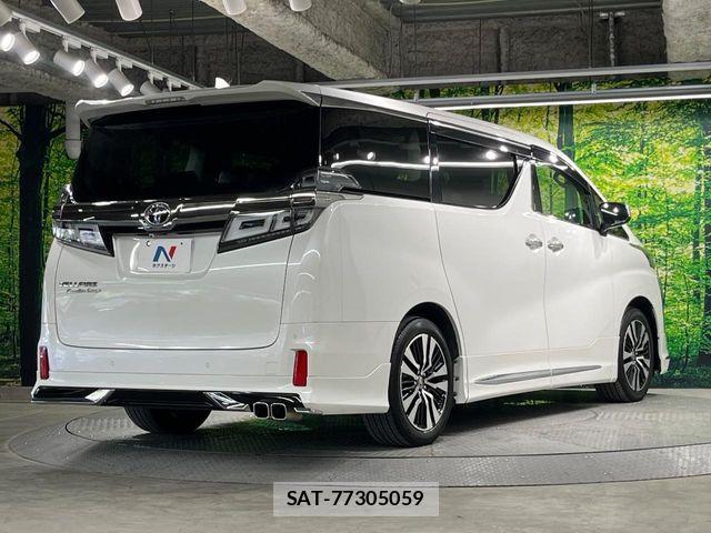 Toyota VELLFIRE 2019-10 8232217-17