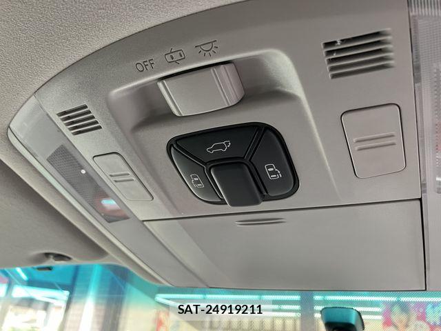 Toyota VELLFIRE 2009-11 8232223-9