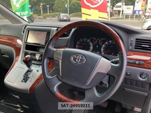 Toyota VELLFIRE 2009-11 8232223-3