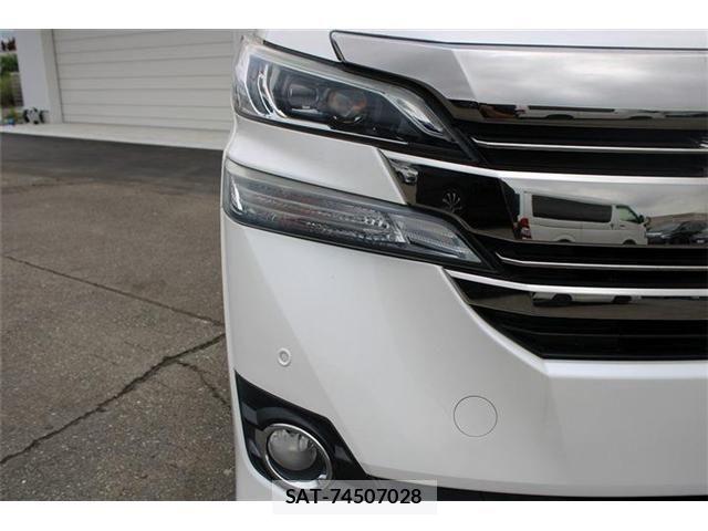 Toyota VELLFIRE 2017-05 8232220-19