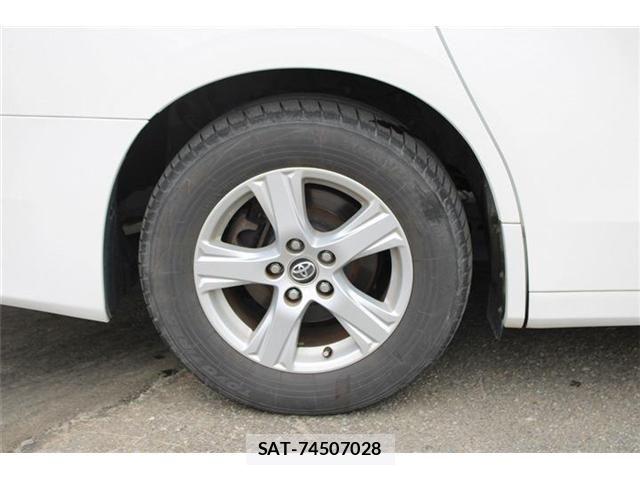 Toyota VELLFIRE 2017-05 8232220-23