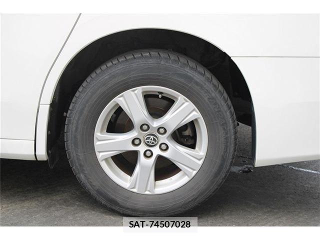 Toyota VELLFIRE 2017-05 8232220-24
