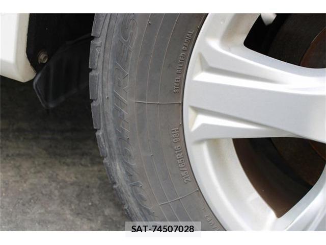 Toyota VELLFIRE 2017-05 8232220-26