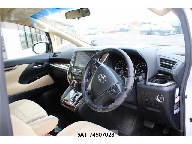 Toyota VELLFIRE 2017-05 8232220-28