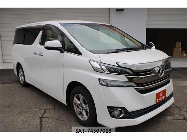 Toyota VELLFIRE 2017-05 8232220-8
