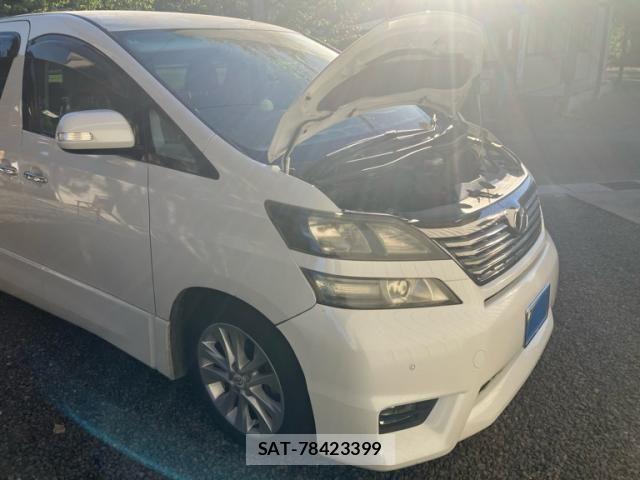 Toyota VELLFIRE 2009-11 8232228-0