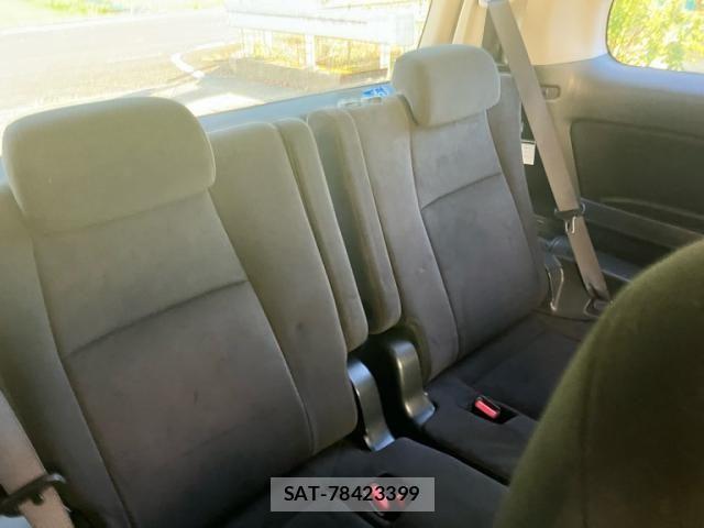 Toyota VELLFIRE 2009-11 8232228-9