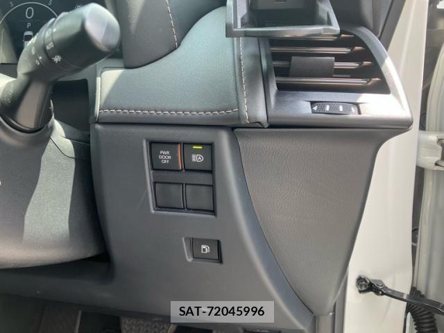 Toyota VELLFIRE 2024-05 8232218-18
