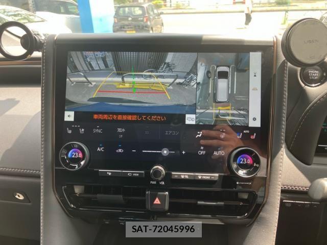 Toyota VELLFIRE 2024-05 8232218-27
