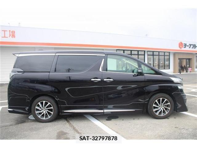 Toyota VELLFIRE 2015-02 8247018-10