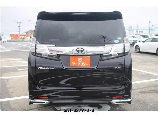 Toyota VELLFIRE 2015-02 8247018-12