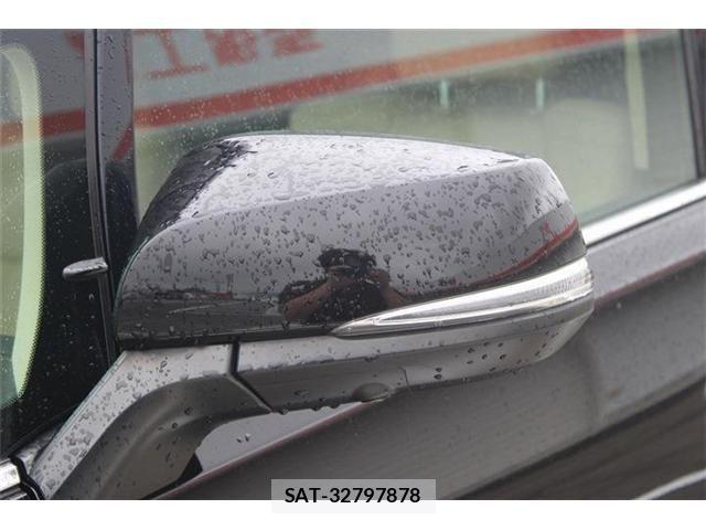 Toyota VELLFIRE 2015-02 8247018-17