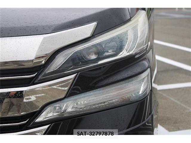 Toyota VELLFIRE 2015-02 8247018-18