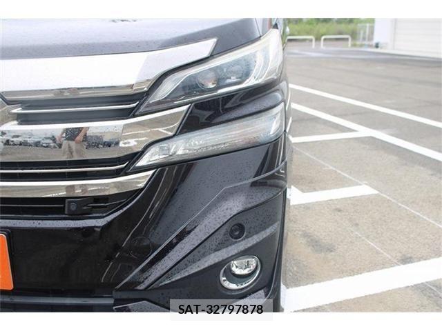 Toyota VELLFIRE 2015-02 8247018-19
