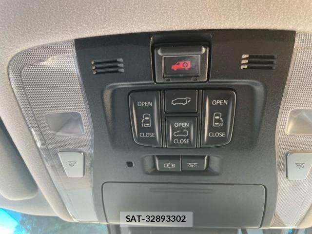 Toyota VELLFIRE 2018-12 8247008-17