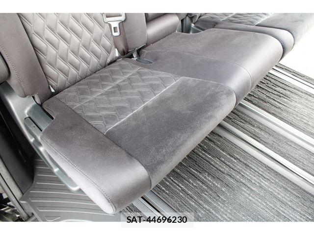 Toyota VELLFIRE 2019-03 8247017-17