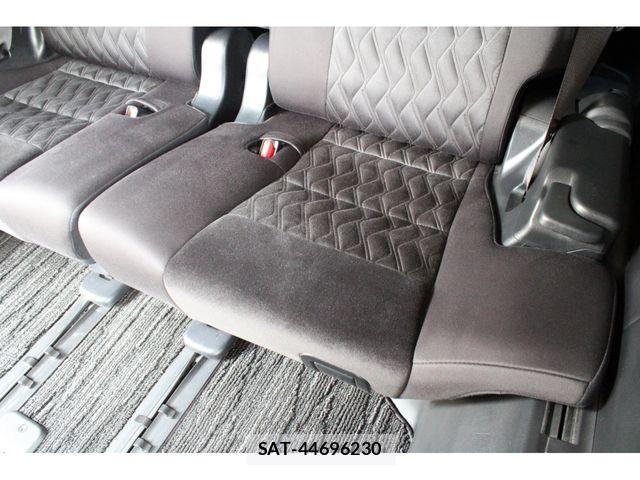 Toyota VELLFIRE 2019-03 8247017-20