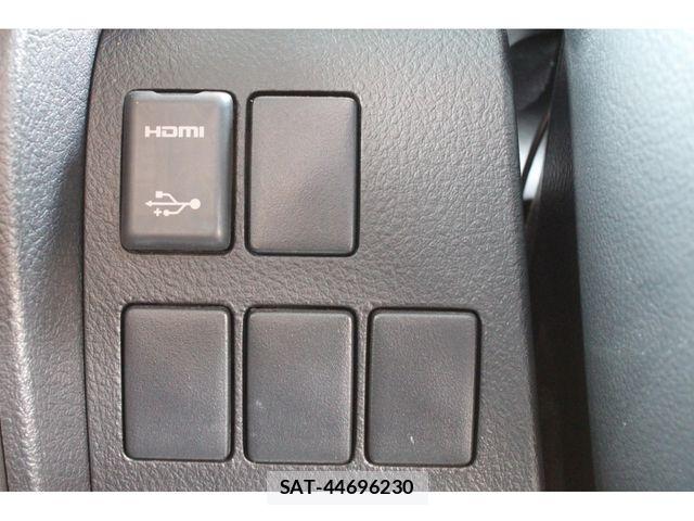 Toyota VELLFIRE 2019-03 8247017-22