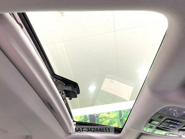 Toyota VELLFIRE 2018-01 8247014-3