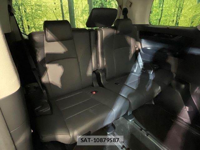 Toyota VELLFIRE 2020-06 8247010-10