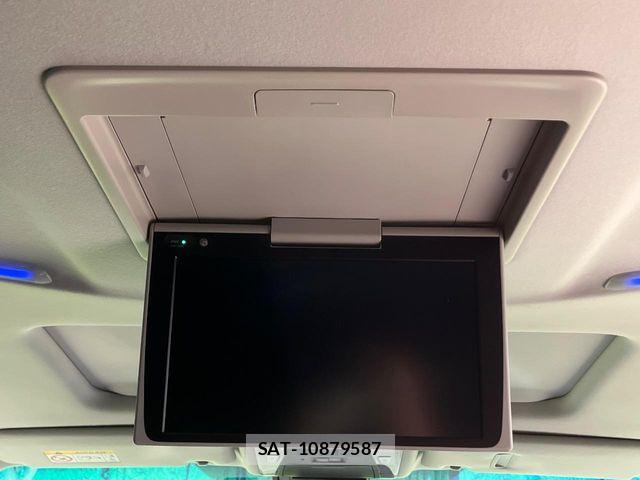 Toyota VELLFIRE 2020-06 8247010-3
