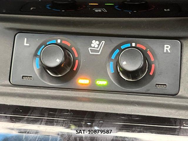 Toyota VELLFIRE 2020-06 8247010-7