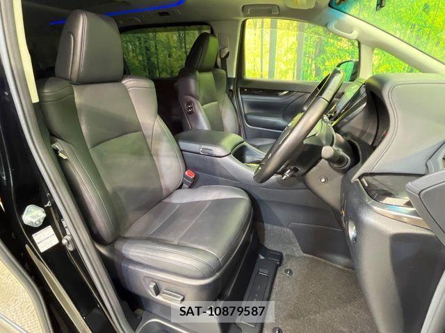 Toyota VELLFIRE 2020-06 8247010-8