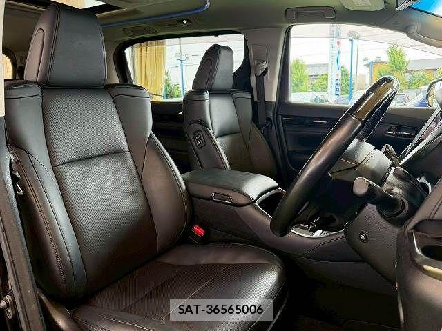 Toyota VELLFIRE 2018-05 8247011-9