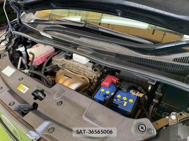 Toyota VELLFIRE 2018-05 8247011-13
