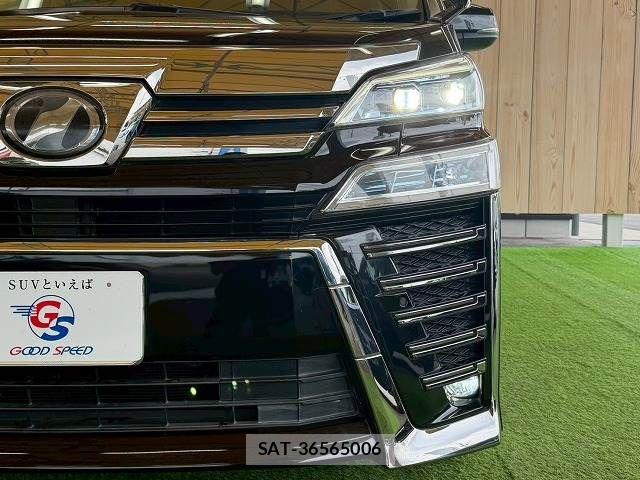 Toyota VELLFIRE 2018-05 8247011-19