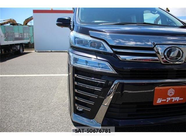 Toyota VELLFIRE 2019-10 8247015-12