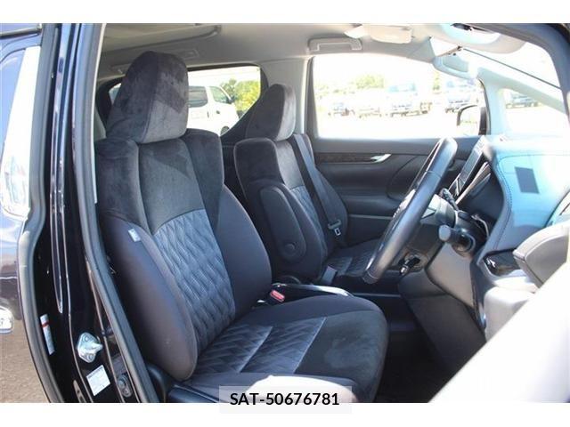 Toyota VELLFIRE 2019-10 8247015-19