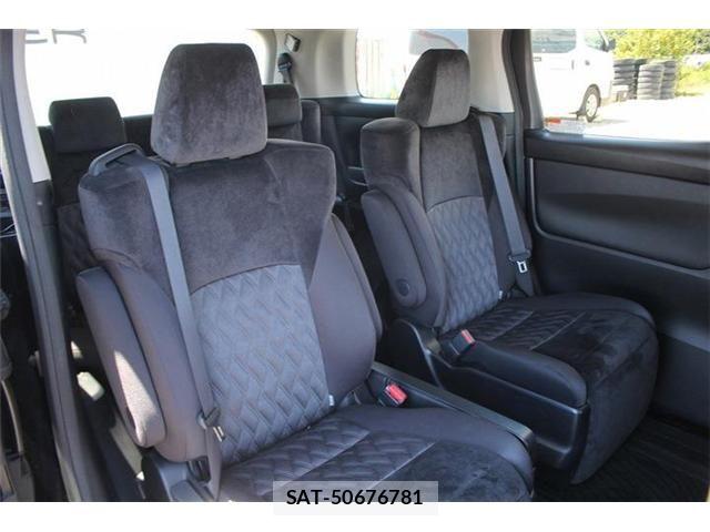 Toyota VELLFIRE 2019-10 8247015-20