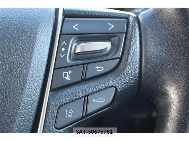 Toyota VELLFIRE 2019-10 8247015-24