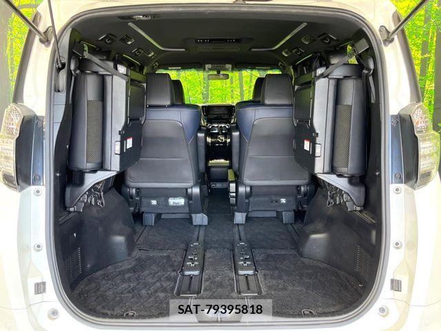 Toyota VELLFIRE 2017-03 8247019-10