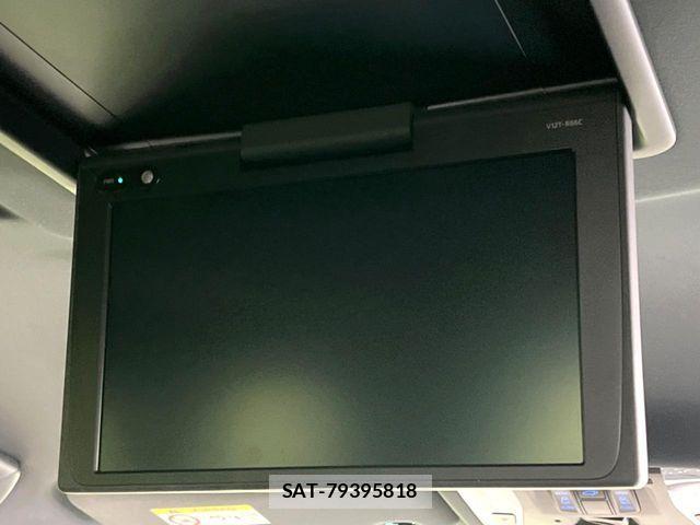 Toyota VELLFIRE 2017-03 8247019-3