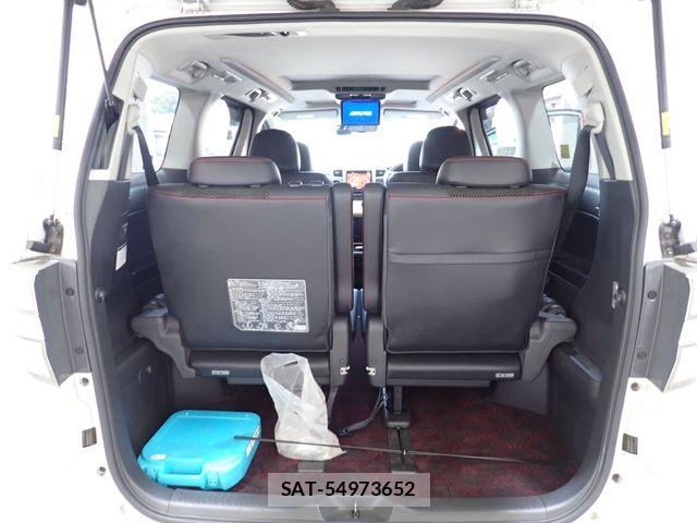 Toyota VELLFIRE 2014-01 8247007-24