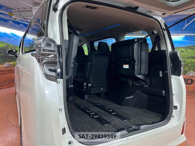Toyota VELLFIRE 2019-03 8247009-10