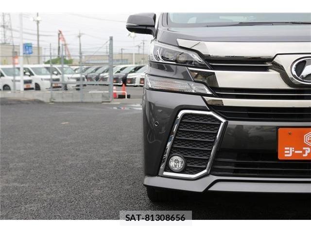 Toyota VELLFIRE 2015-05 8247020-11