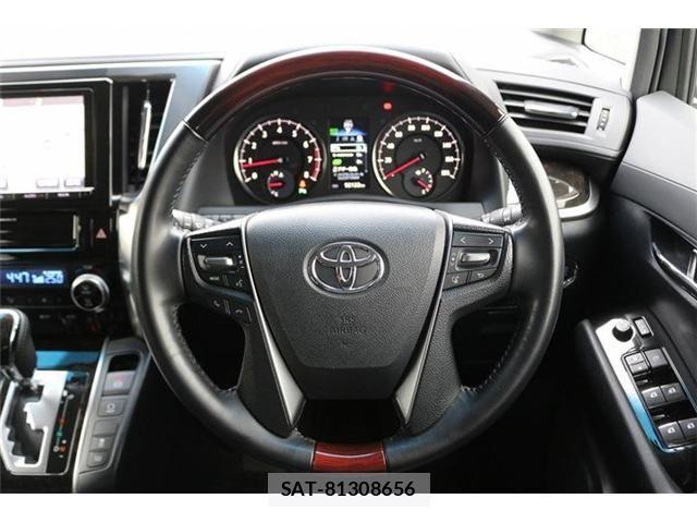 Toyota VELLFIRE 2015-05 8247020-20