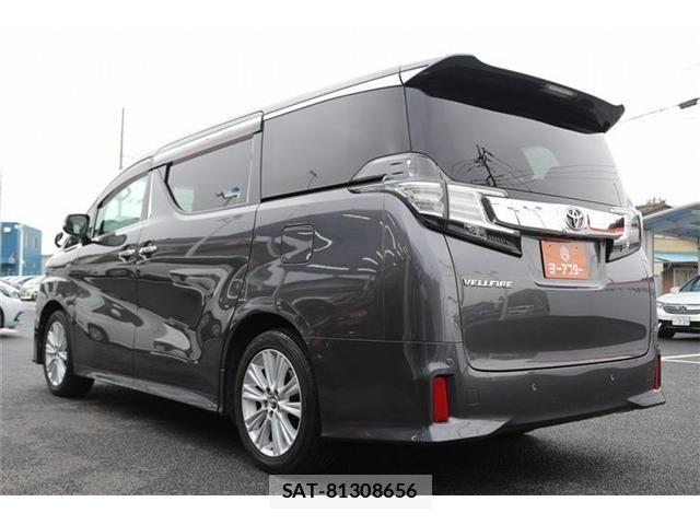 Toyota VELLFIRE 2015-05 8247020-24