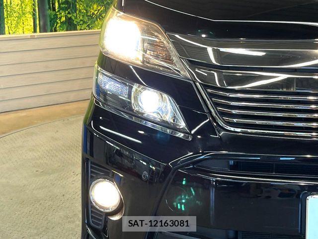Toyota VELLFIRE 2014-03 8247021-12