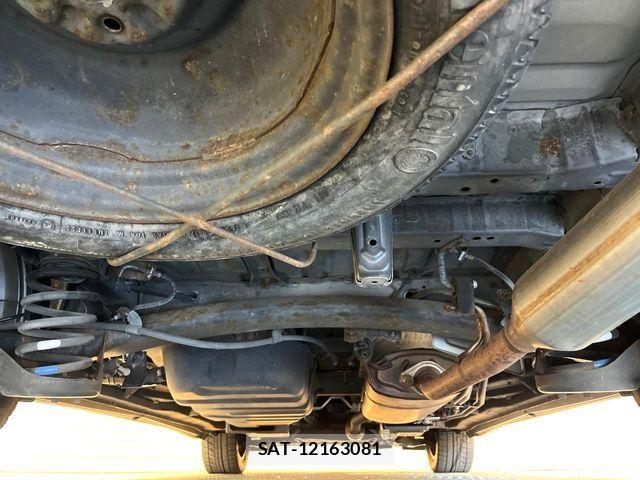 Toyota VELLFIRE 2014-03 8247021-18